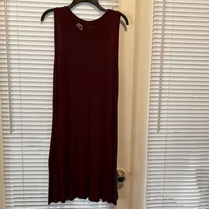 Maurice’s maroon sleeveless dress.